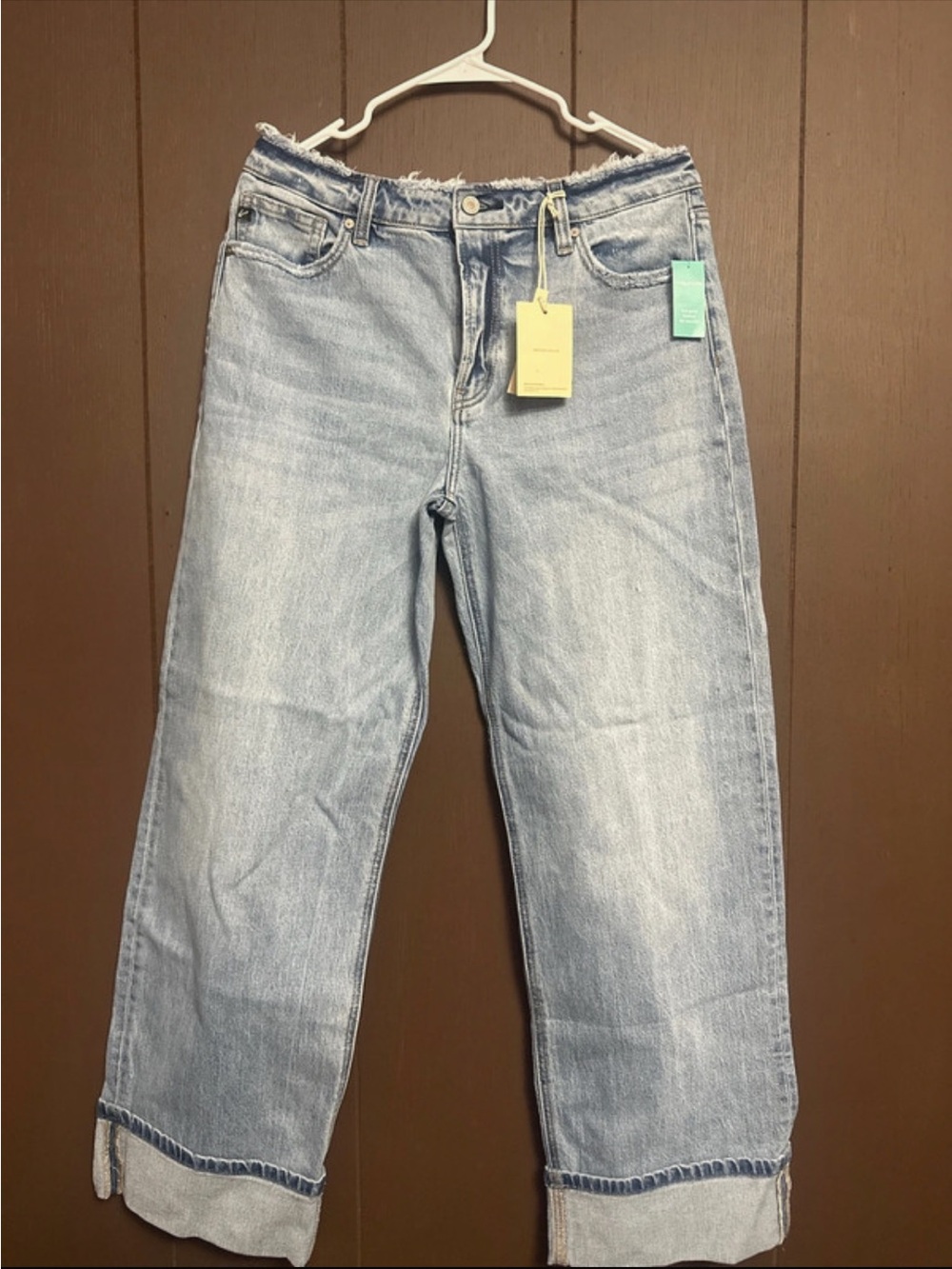 KanCan Light Wash High Rise Straight Crop Jeans